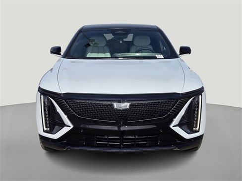 New 2026 Cadillac Lyriq Sport image 5