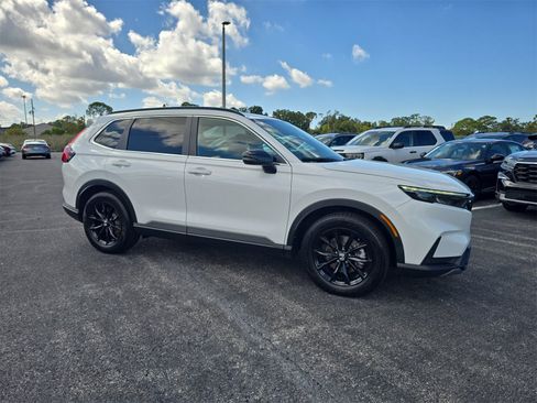 Used 2023 Honda CR-V Sport image 2