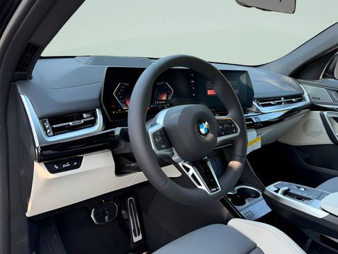 New 2026 BMW X2 xDrive28i w/ Technology Package AWD/4WD image 9