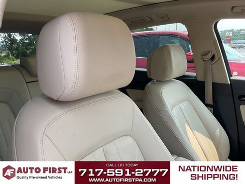 Used 2018 Audi Q5 2.0T Premium Plus w/ Premium Plus Package AWD/4WD image 19