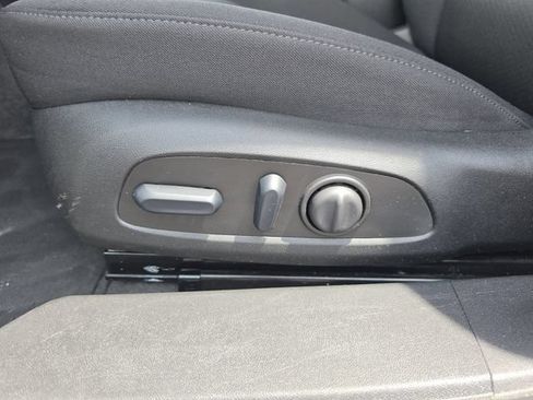 Used 2024 Chevrolet Malibu RS FWD image 30