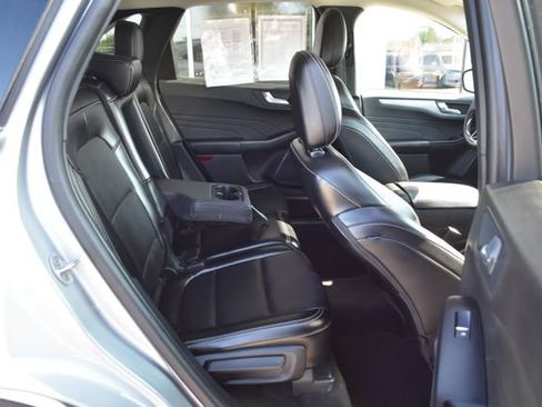 Used 2024 Ford Escape Platinum AWD/4WD image 43