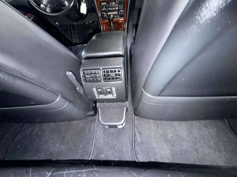 Used 2002 Acura RL image 29