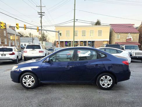 Used 2010 Hyundai Elantra GLS FWD image 2