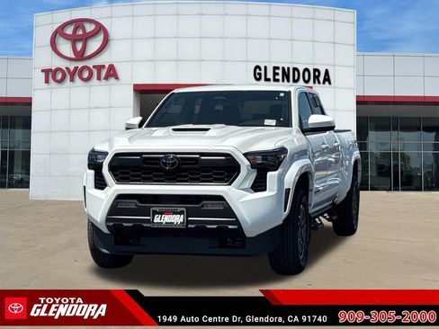 New 2026 Toyota Tacoma TRD Sport AWD/4WD image 4