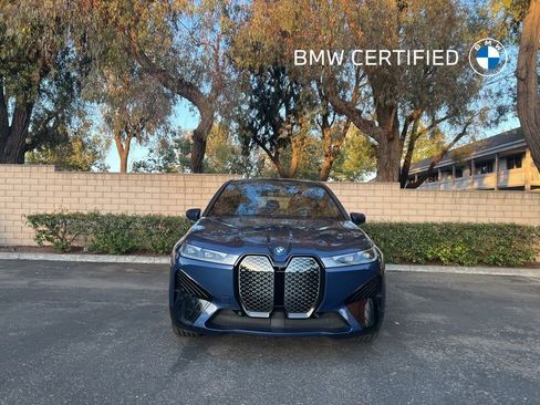 Certified 2024 BMW iX xDrive50 w/ Premium Package AWD/4WD image 1