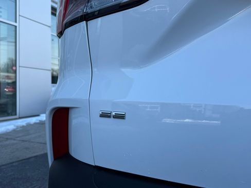 Used 2022 Ford Escape SE image 10