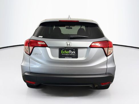 Used 2018 Honda HR-V EX image 7