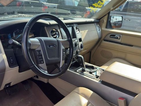 Used 2016 Ford Expedition Limited AWD/4WD image 9