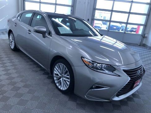 Used 2018 Lexus ES 350 image 36