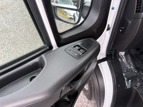 Used 2023 RAM ProMaster 2500 FWD image 27