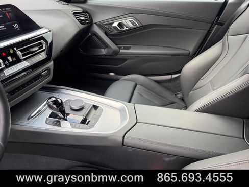 Used 2026 BMW Z4 M40i RWD image 14