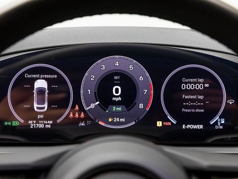 Used 2024 Porsche Cayenne S image 18