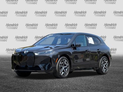 Used 2024 BMW iX xDrive50 w/ Premium Package AWD/4WD image 9