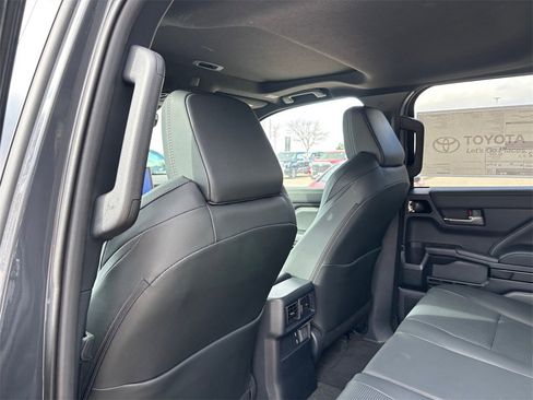 New 2025 Toyota 4Runner Limited image 28