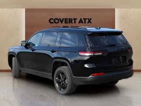 New 2025 Jeep Grand Cherokee L Altitude RWD image 3