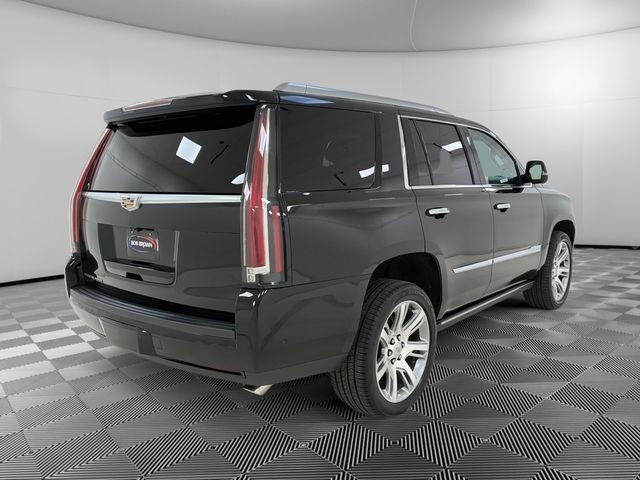 Certified 2019 Cadillac Escalade Premium Luxury AWD/4WD image 5