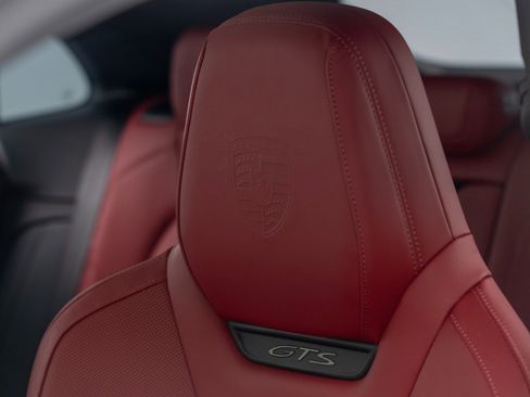 Certified 2026 Porsche Macan GTS Electric image 19