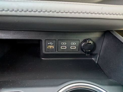 Used 2023 Toyota Highlander L FWD image 36