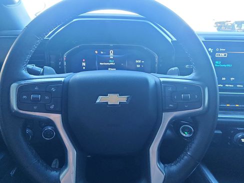 Used 2023 Chevrolet Silverado 1500 LTZ image 12