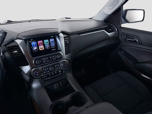 Used 2019 Chevrolet Tahoe LS image 22