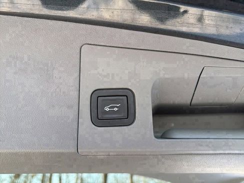 Used 2023 Cadillac XT5 Premium Luxury w/ LPO, Floor Liner Package image 14