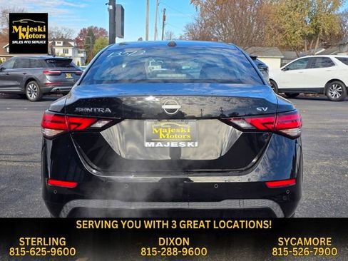 Used 2024 Nissan Sentra SV image 7