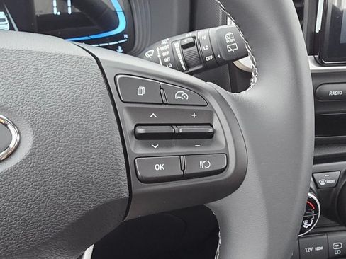 Used 2026 Hyundai Venue SEL FWD image 26