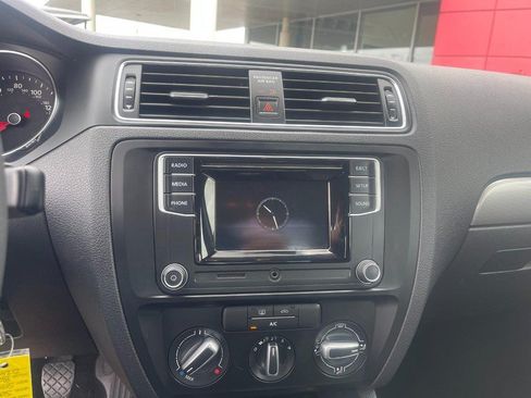 Used 2017 Volkswagen Jetta S FWD image 22