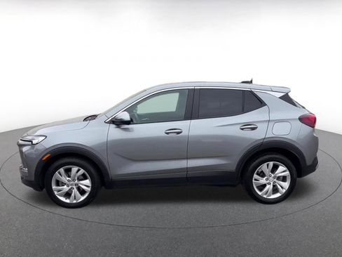 Used 2025 Buick Encore GX Preferred FWD image 9