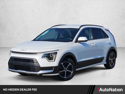 Used 2025 Kia Niro LX