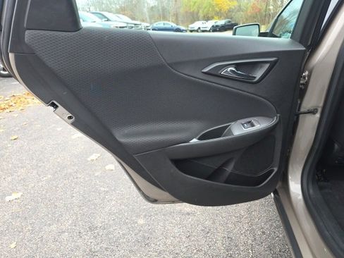 Used 2024 Chevrolet Malibu LT image 16