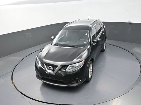 Used 2016 Nissan Rogue SV image 8