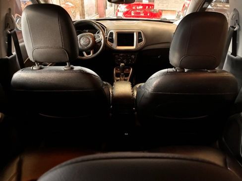 Used 2017 Jeep Compass Latitude w/ Popular Equipment Group image 16