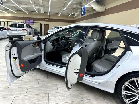 Used 2012 Audi A7 3.0T Prestige image 12