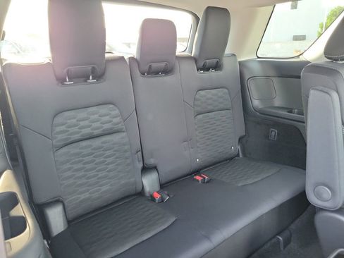 New 2025 Nissan Pathfinder SV w/ SV Premium Package image 21