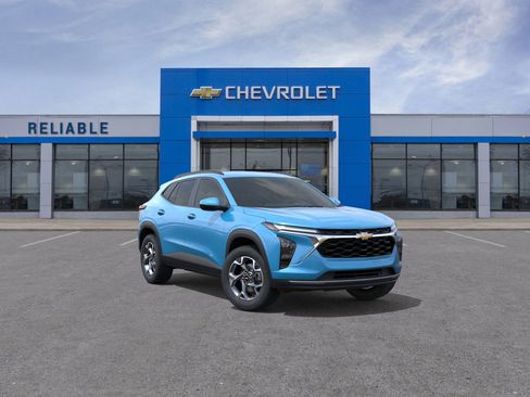 New 2026 Chevrolet Trax LT image 1