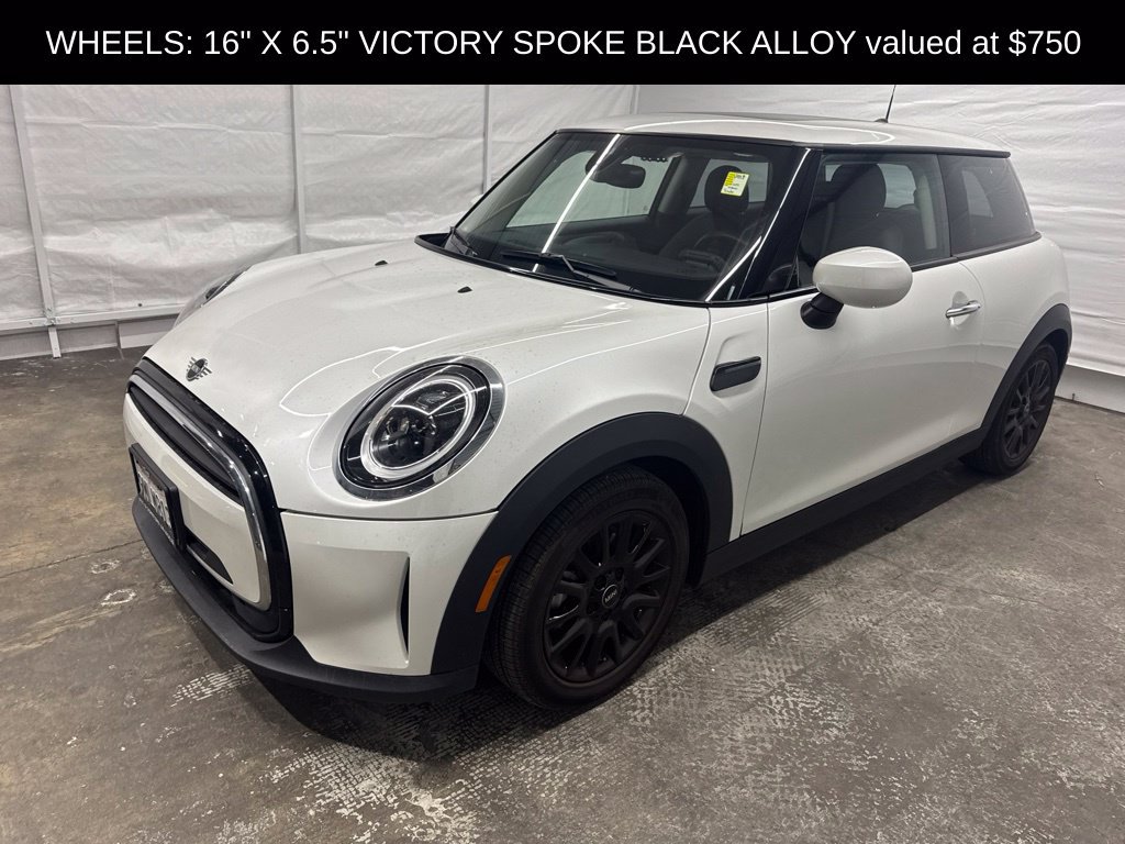 Used 2024 MINI Cooper 2-Door Hardtop FWD image 3