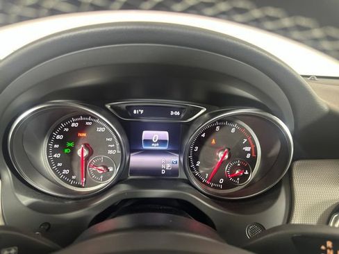 Used 2018 Mercedes-Benz GLA 250 4MATIC image 27