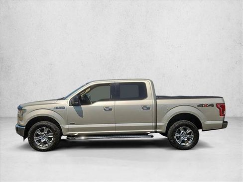 Used 2017 Ford F150 XLT w/ Equipment Group 302A Luxury AWD/4WD image 9