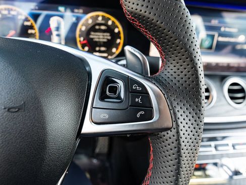 Used 2018 Mercedes-Benz E 63 AMG S image 46