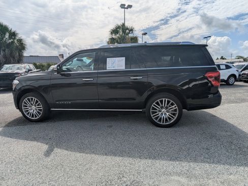 Used 2022 Ford Expedition Max Platinum AWD/4WD image 7