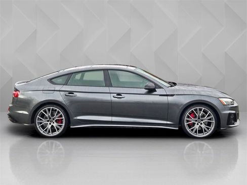 Certified 2025 Audi A5 2.0T Premium Plus image 7