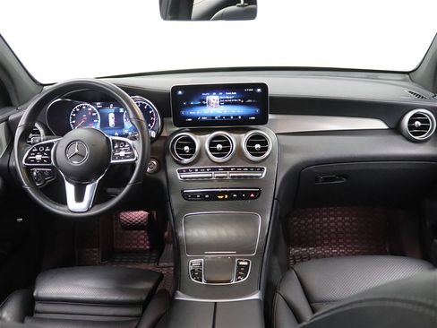 Used 2023 Mercedes-Benz GLC 300 4MATIC Coupe image 18