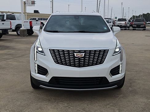 Used 2025 Cadillac XT5 Premium Luxury image 10