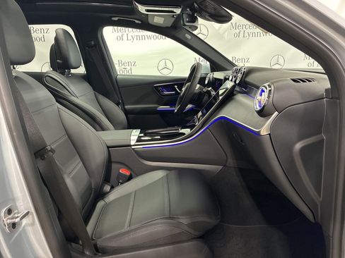New 2026 Mercedes-Benz GLC 300 4MATIC image 12