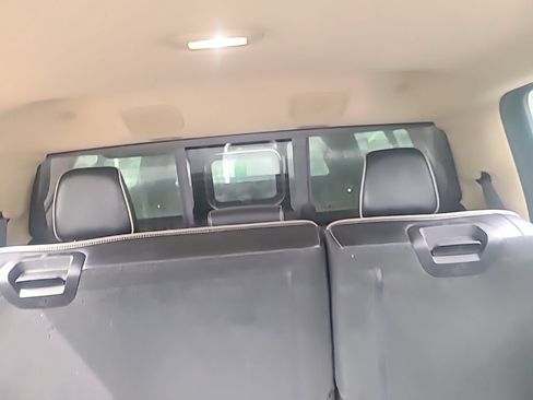 Used 2021 RAM 1500 Laramie AWD/4WD image 3