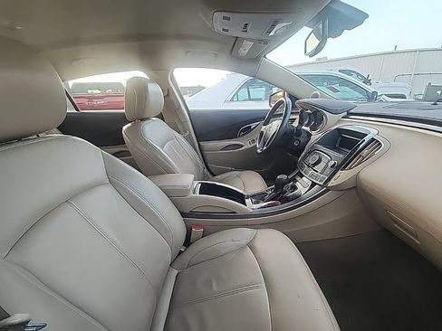Used 2010 Buick LaCrosse CXL FWD image 3