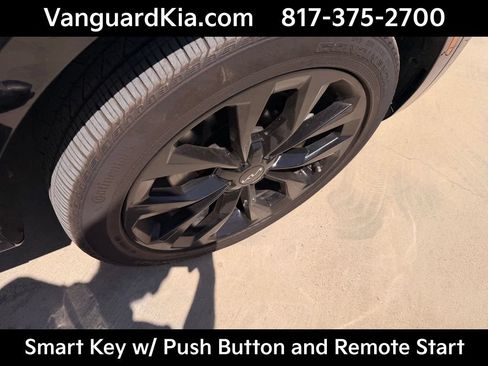 Used 2023 Kia Sorento SX AWD/4WD image 11