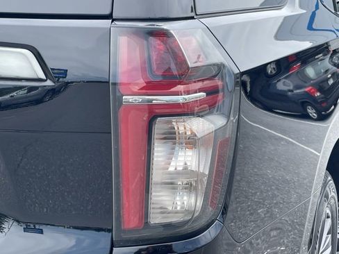 Used 2021 Chevrolet Tahoe Z71 w/ Z71 Signature Package image 24